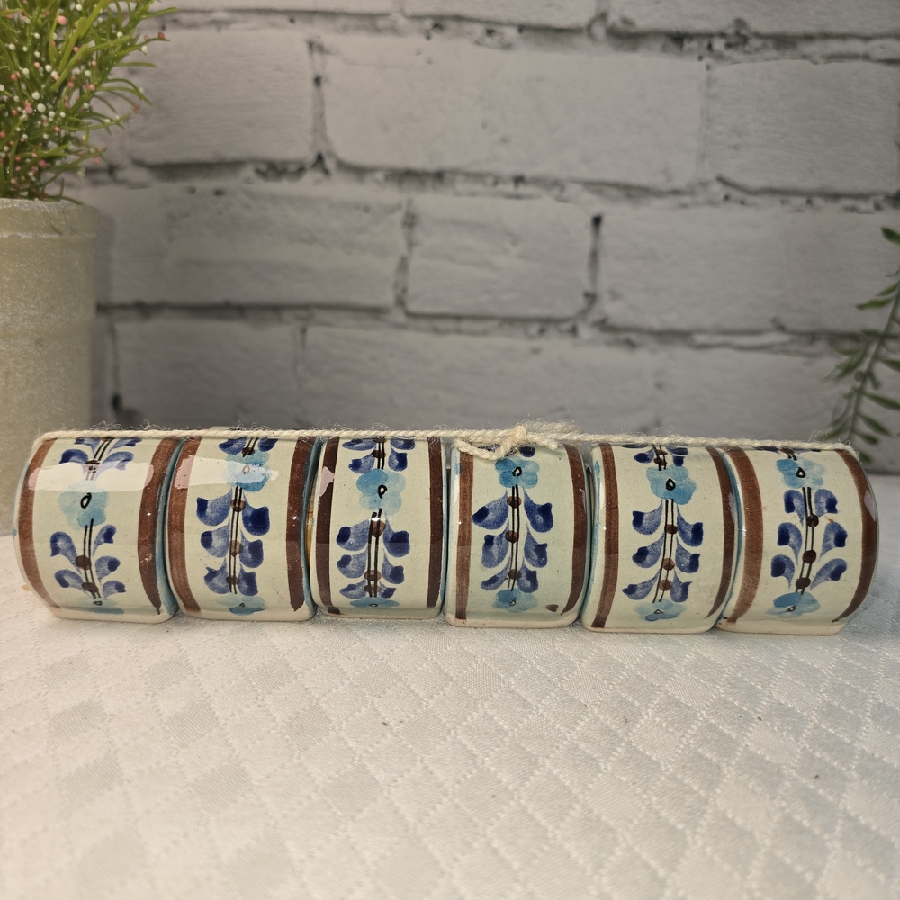 VINTAGE TONALA POTTERY NAPKIN RING SET OF 6 FOLK ART BLUE BROWN CREAM CAT 741
